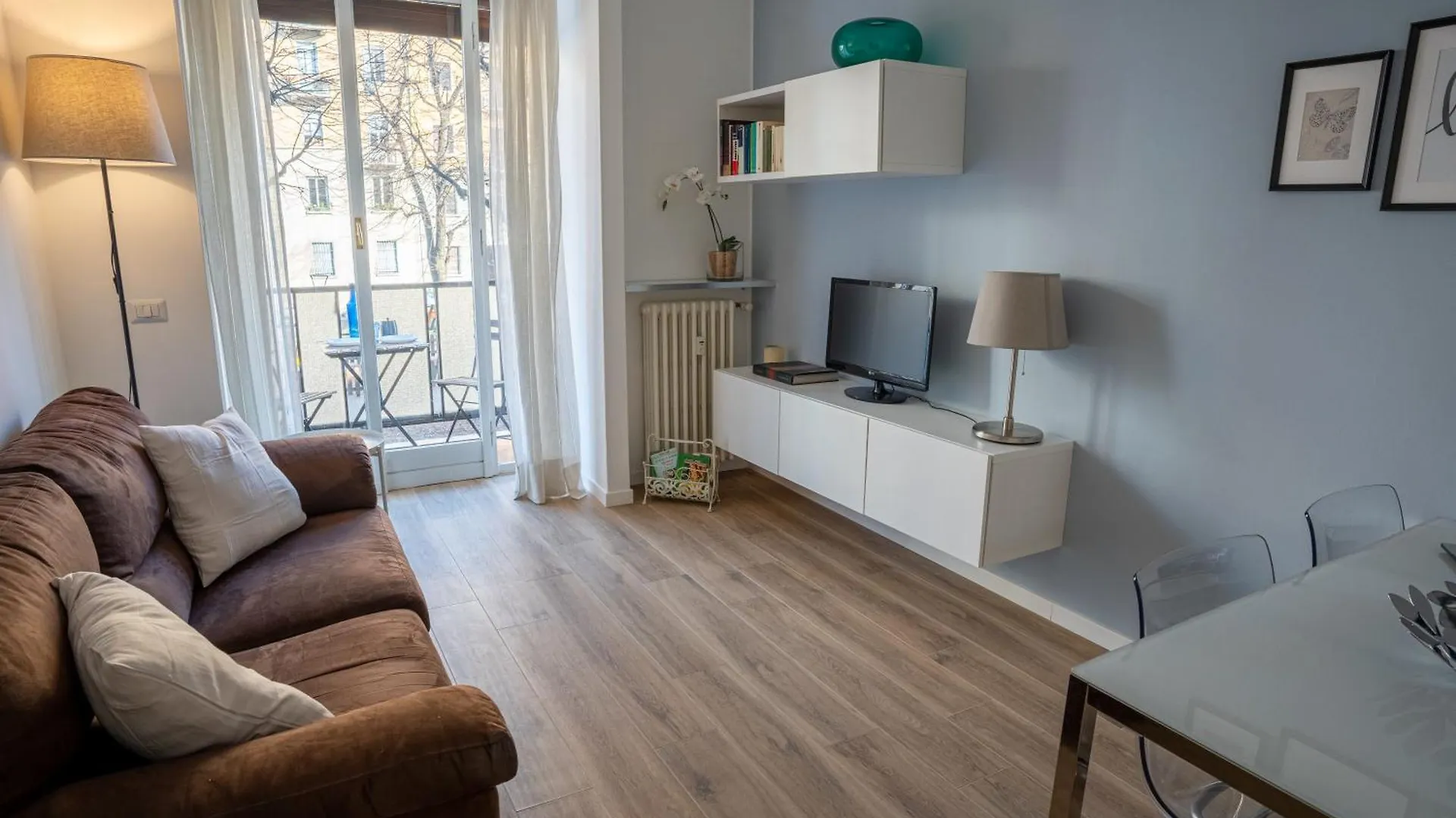 Daire Suite Mont Noir Milano İtalya